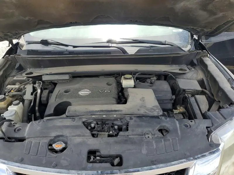 2014 NISSAN PATHFINDER SV  