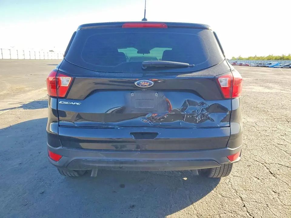 2019 FORD ESCAPE S  