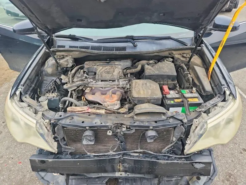 2012 TOYOTA CAMRY LE  