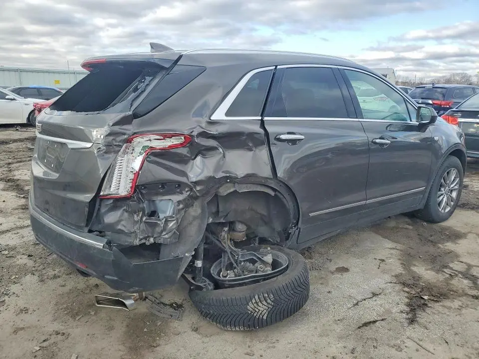 2019 CADILLAC XT5   