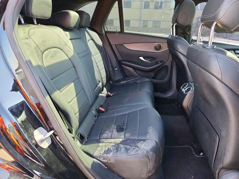 2017 MERCEDES-BENZ GLC 300  