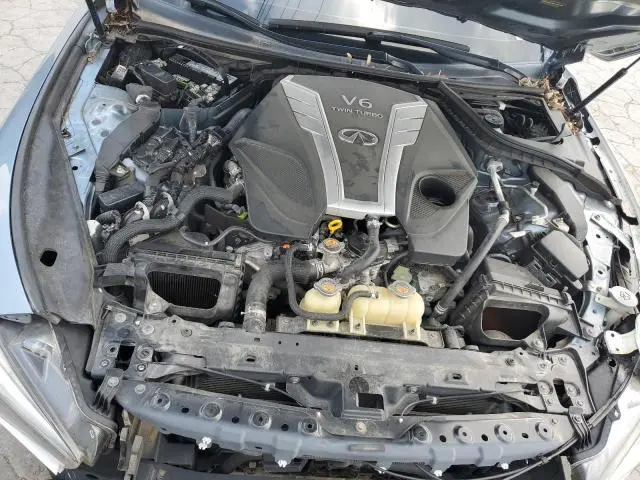2018 INFINITI Q50 LUXE  