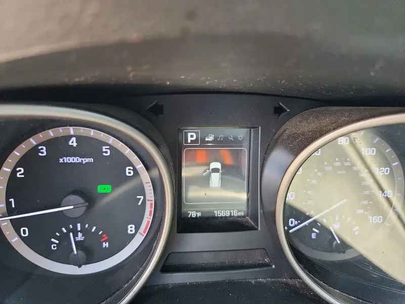 2017 HYUNDAI SANTA FE SE  