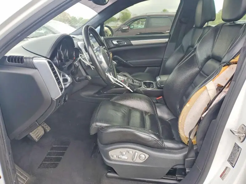 2012 PORSCHE CAYENNE TURBO  