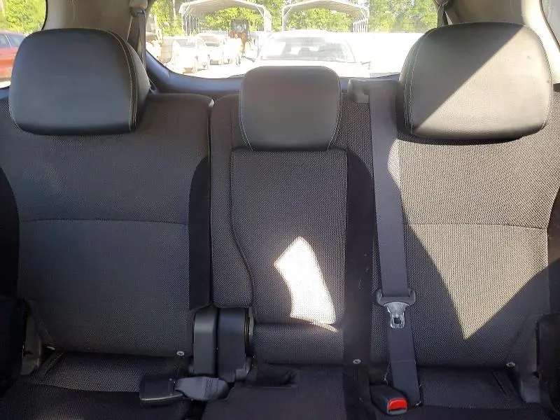 2010 MITSUBISHI OUTLANDER SE  