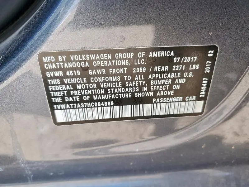 2017 VOLKSWAGEN PASSAT S  