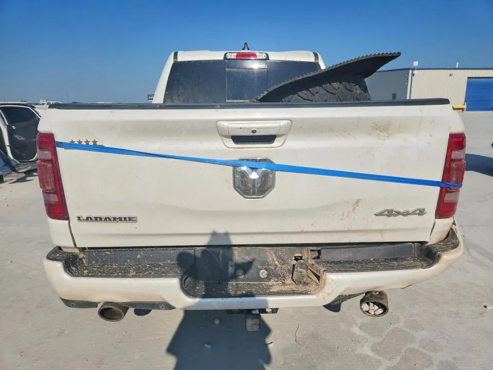 2019 RAM 1500 LARAMIE  