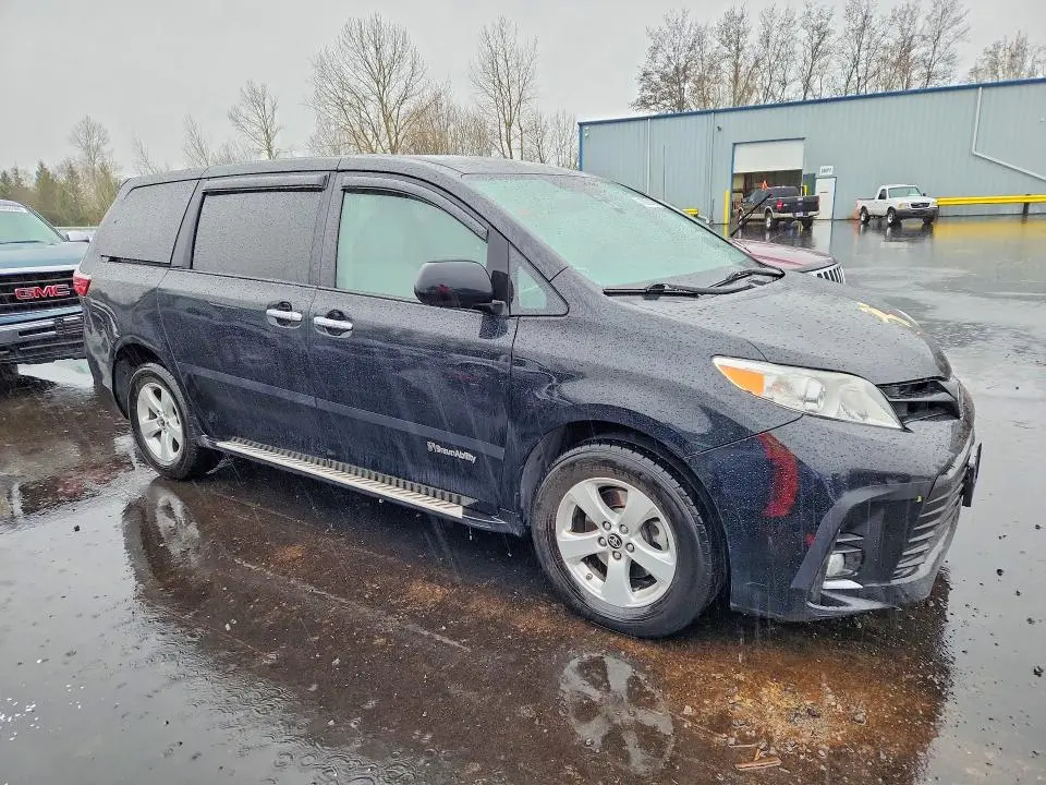 2020 TOYOTA SIENNA L 7-PASSENGER  