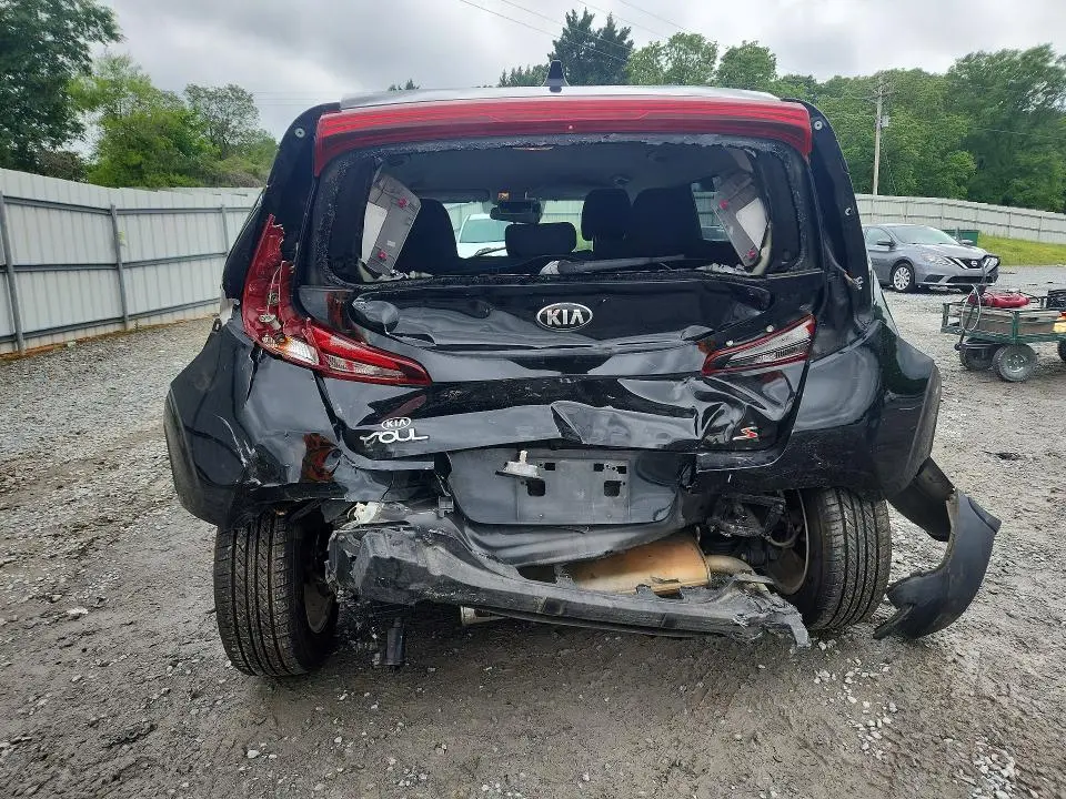 2020 KIA SOUL S  