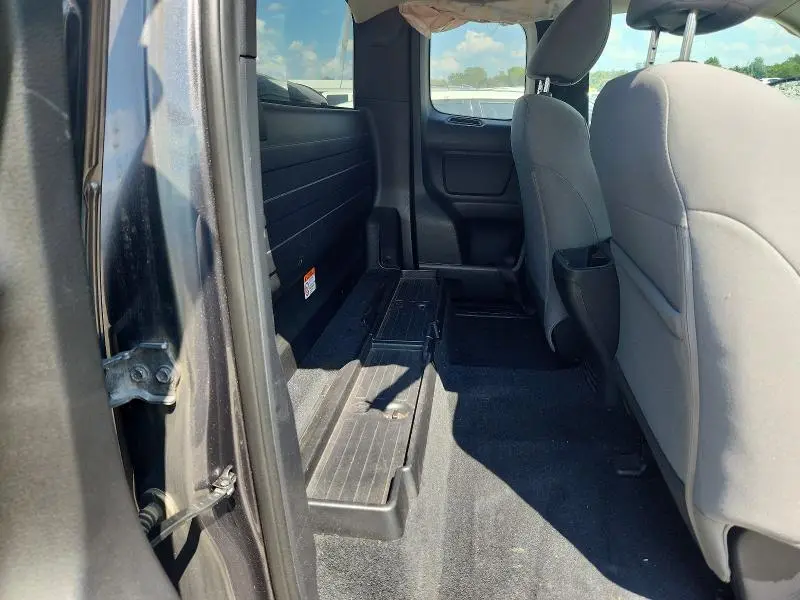 2019 TOYOTA TACOMA SR  