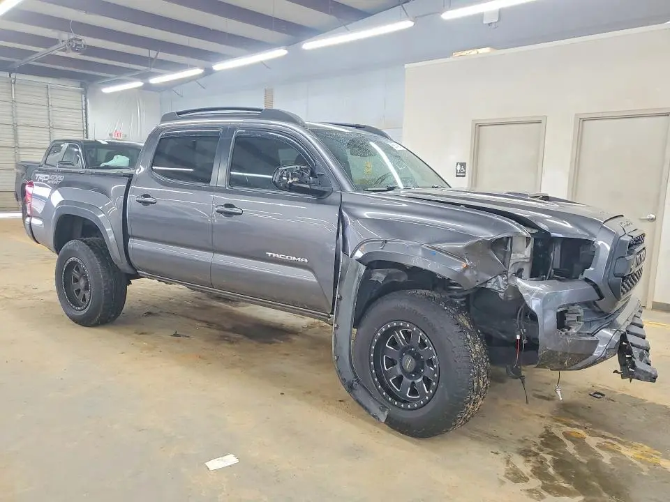 2016 TOYOTA TACOMA TRD SPORT  