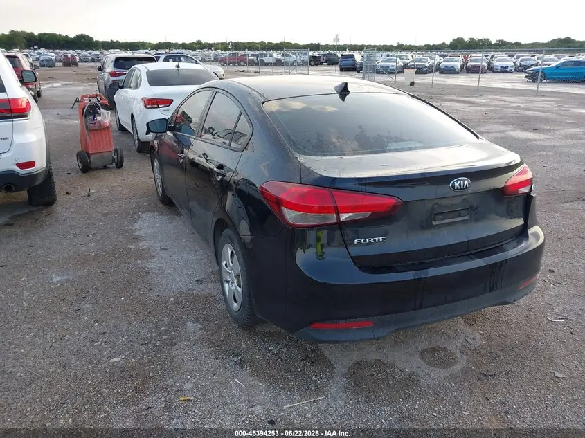 2017 KIA FORTE LX