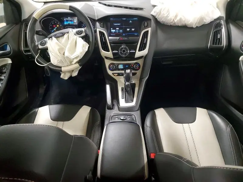 2012 FORD FOCUS TITANIUM  