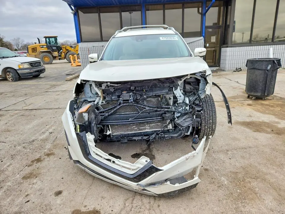2020 NISSAN ROGUE SV  