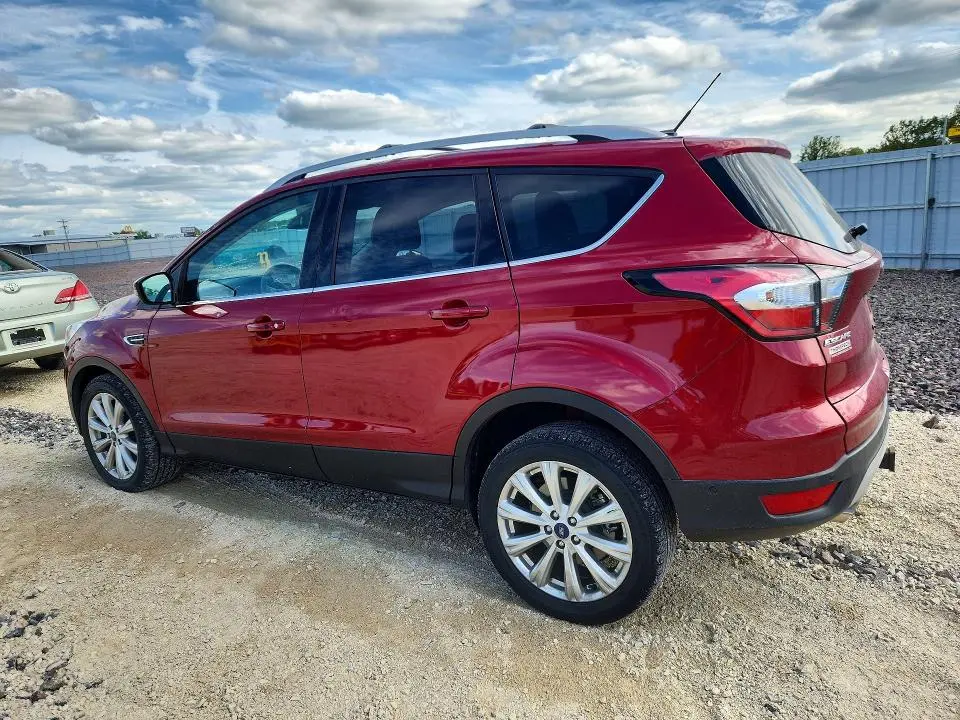 2017 FORD ESCAPE TITANIUM  