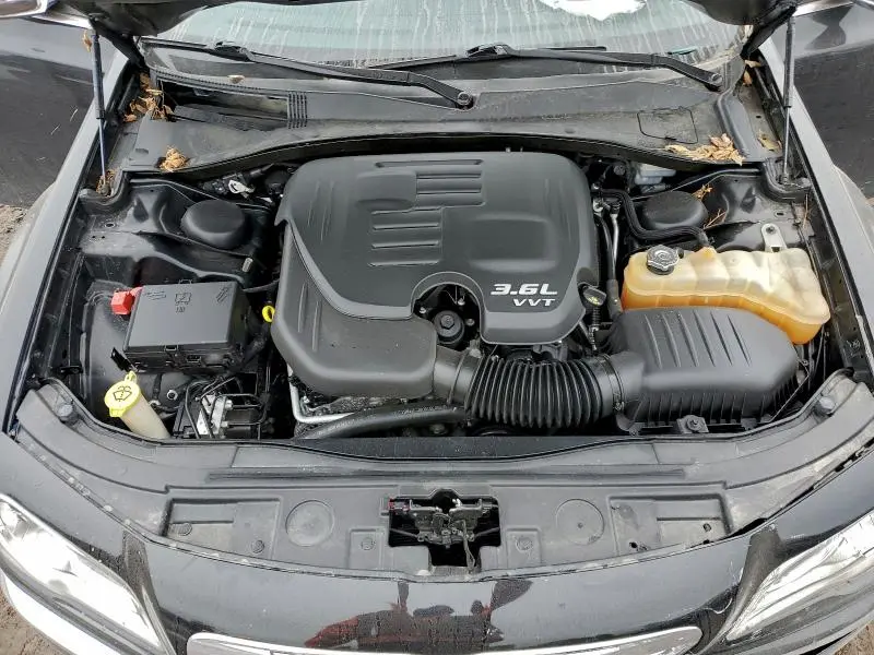 2012 CHRYSLER 300 LIMITED  