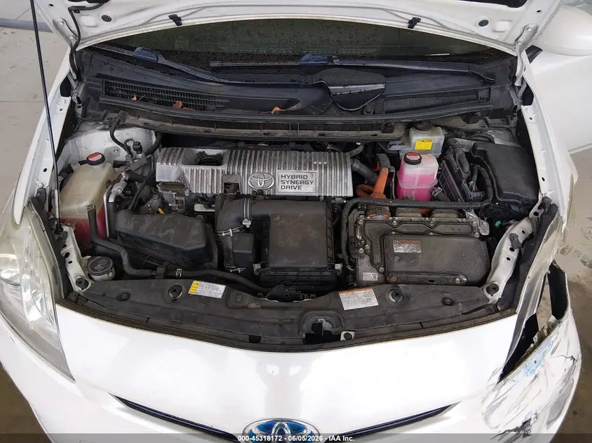 2015 TOYOTA PRIUS TWO