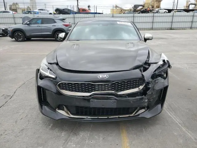 2019 KIA STINGER GT2  