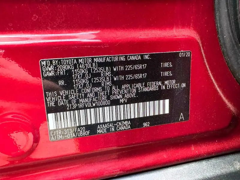 2020 TOYOTA RAV4 XLE  