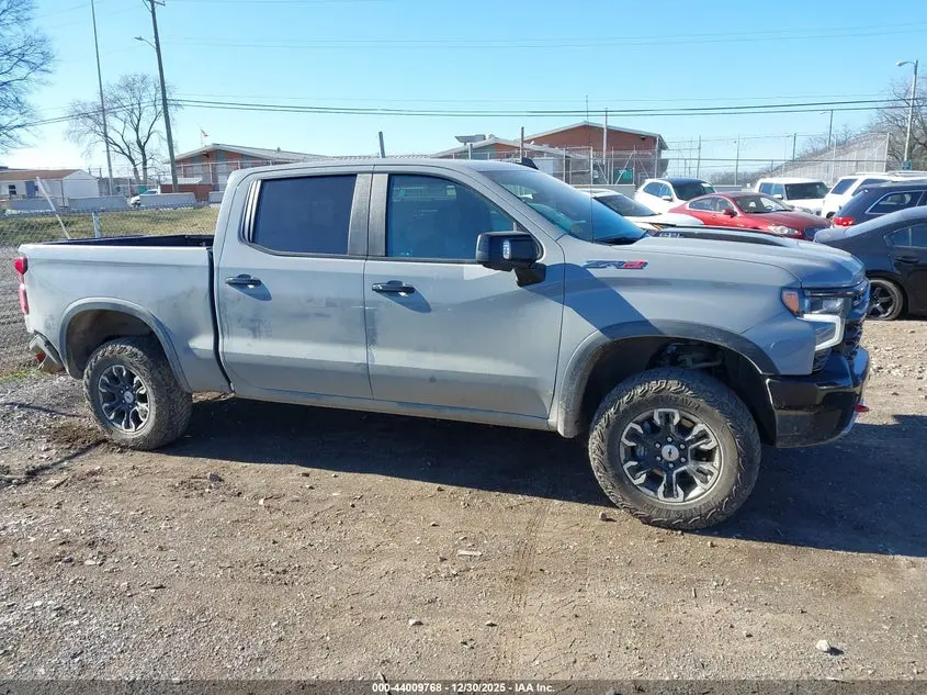 2025 CHEVROLET SILVERADO 1500 4WD  SHORT BED ZR2