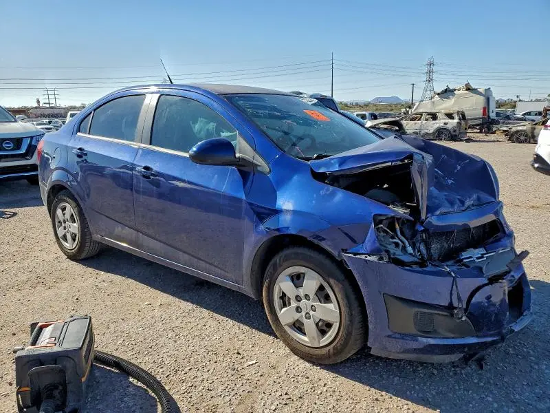 2013 CHEVROLET SONIC LS  
