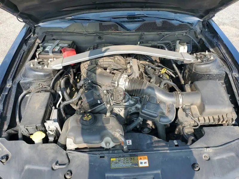 2011 FORD MUSTANG   