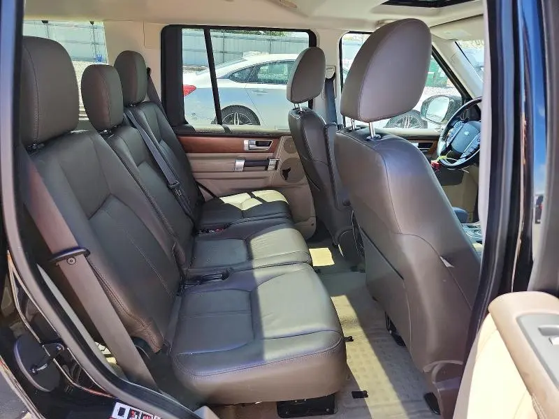 2016 LAND ROVER LR4 HSE LUXURY  
