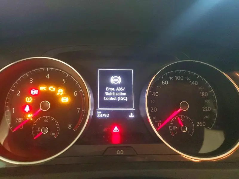 2018 VOLKSWAGEN GOLF S  