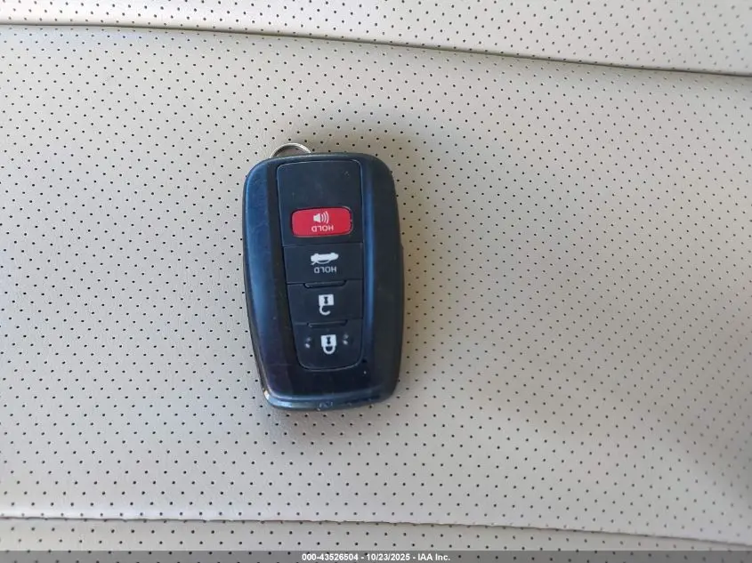 2020 TOYOTA CAMRY LE HYBRID