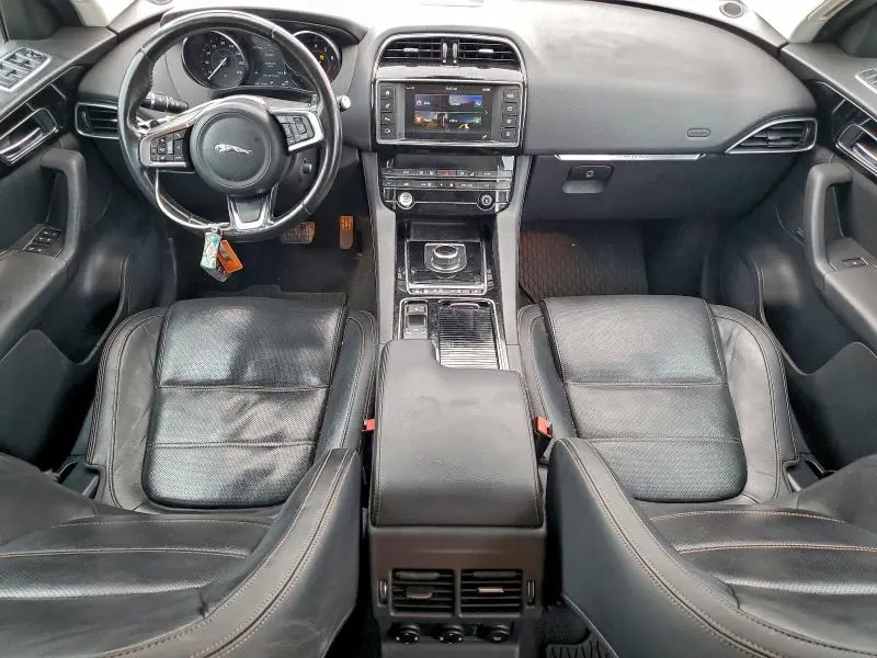 2018 JAGUAR F-PACE PRESTIGE  