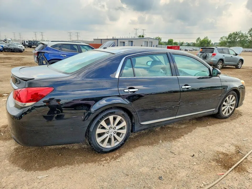 2011 TOYOTA AVALON LIMITED  