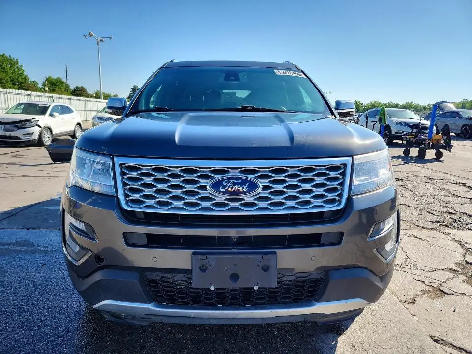 2017 FORD EXPLORER PLATINUM  