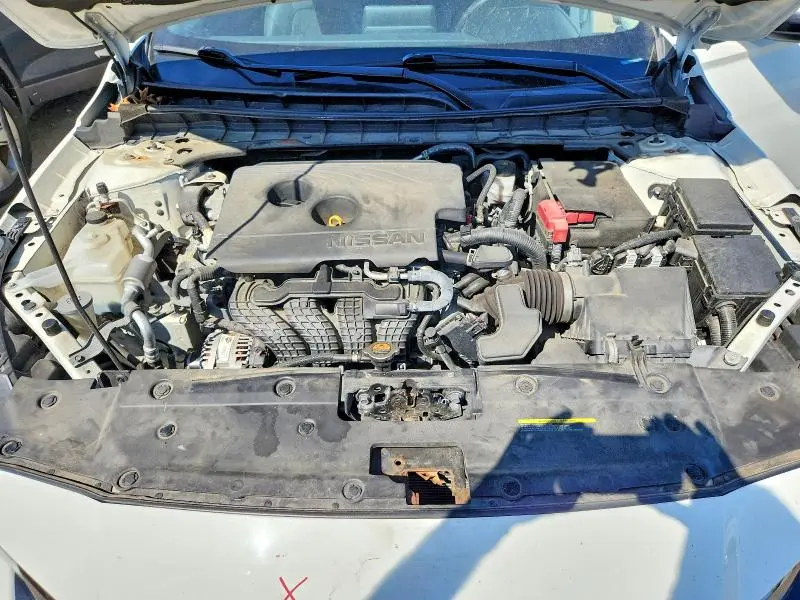2019 NISSAN ALTIMA SR  