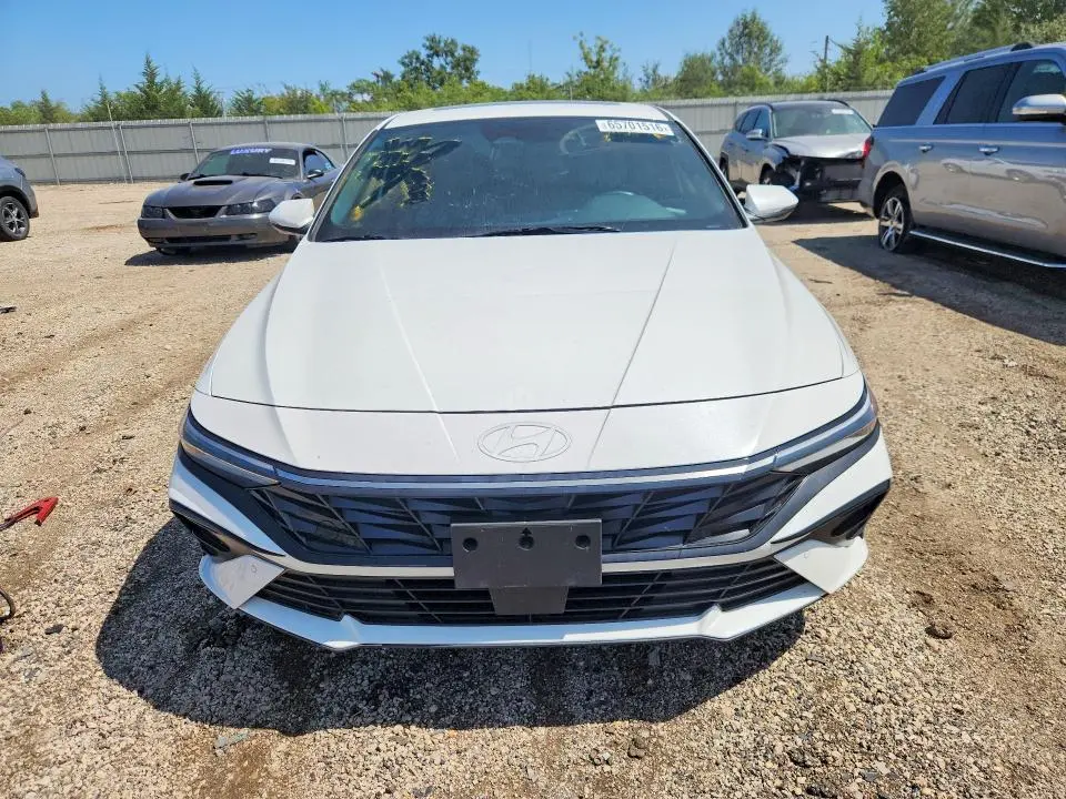 2024 HYUNDAI ELANTRA HYBRID WHITE