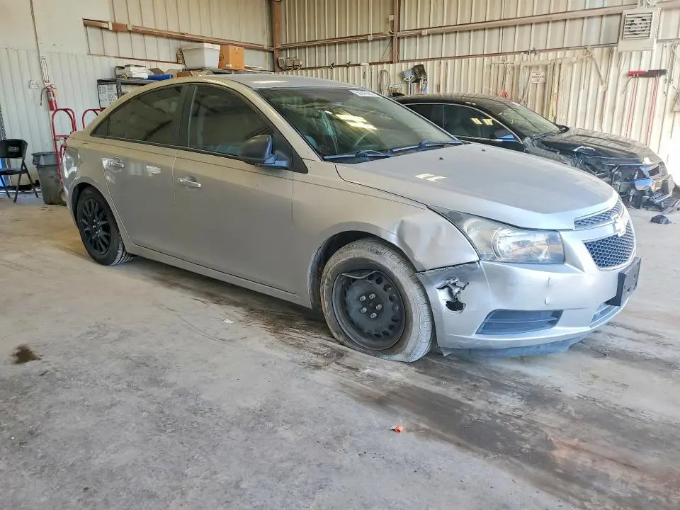 2014 CHEVROLET CRUZE LS  