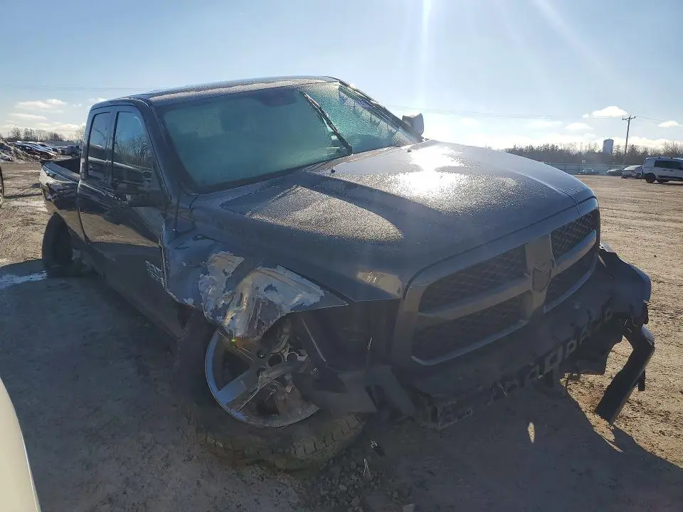 2016 RAM 1500 ST  