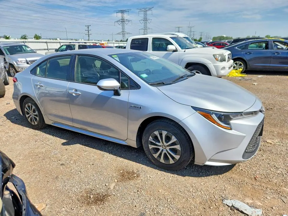 2021 TOYOTA COROLLA LE  