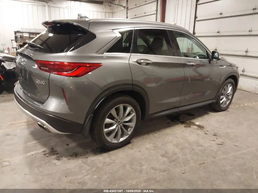 2019 INFINITI QX50 LUXE