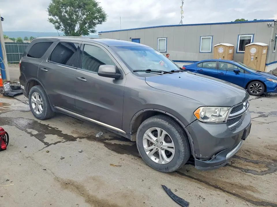 2013 DODGE DURANGO SXT  