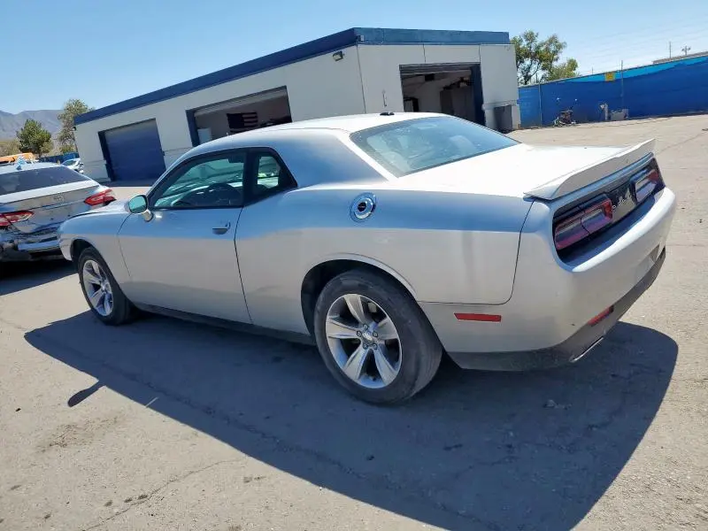 2020 DODGE CHALLENGER SXT  