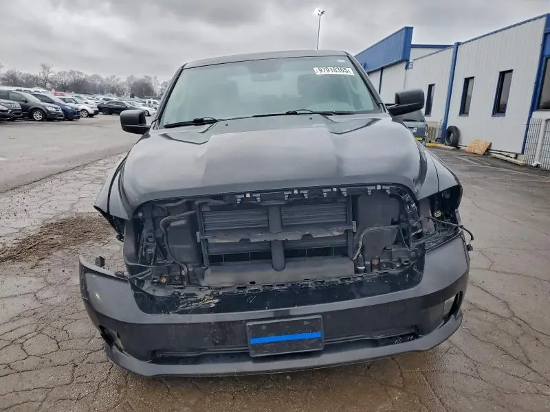 2014 RAM 1500 ST  