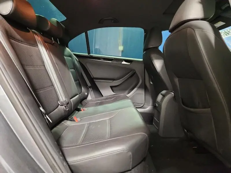 2018 VOLKSWAGEN JETTA SPORT  