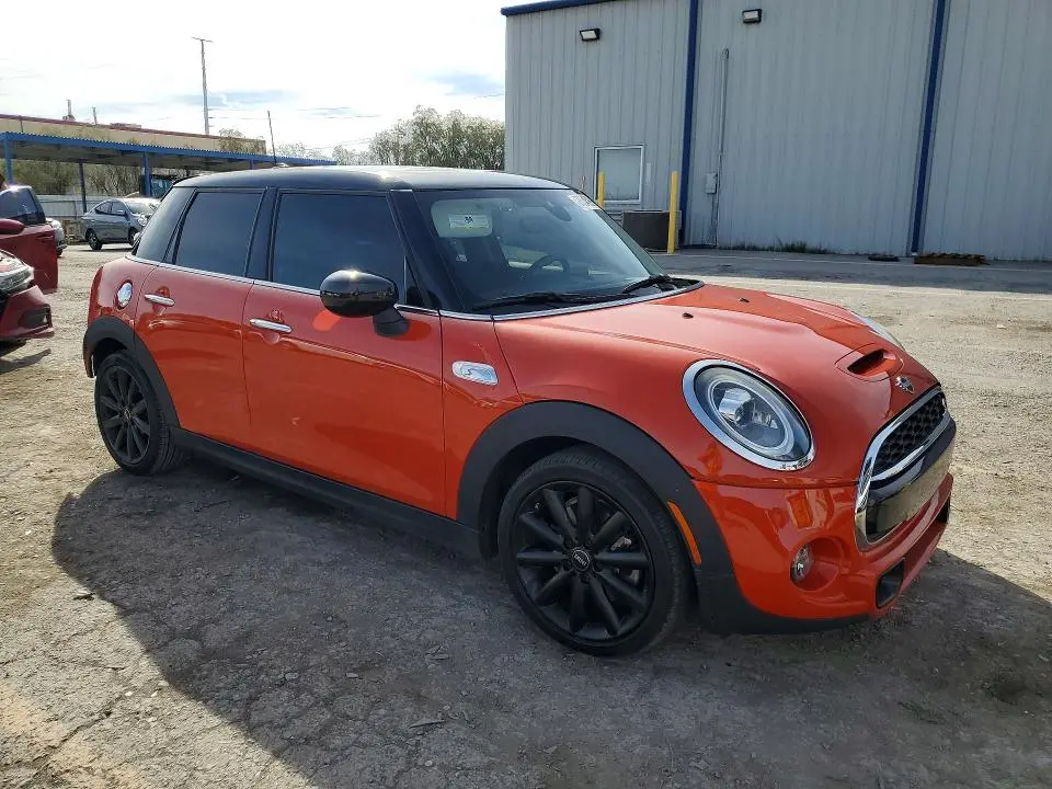 2021 MINI COOPER S  