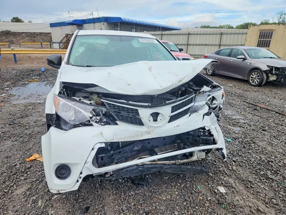 2015 TOYOTA RAV4 LE  