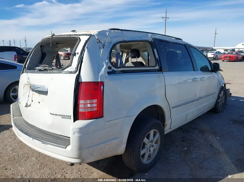 2010 CHRYSLER TOWN & COUNTRY TOURING