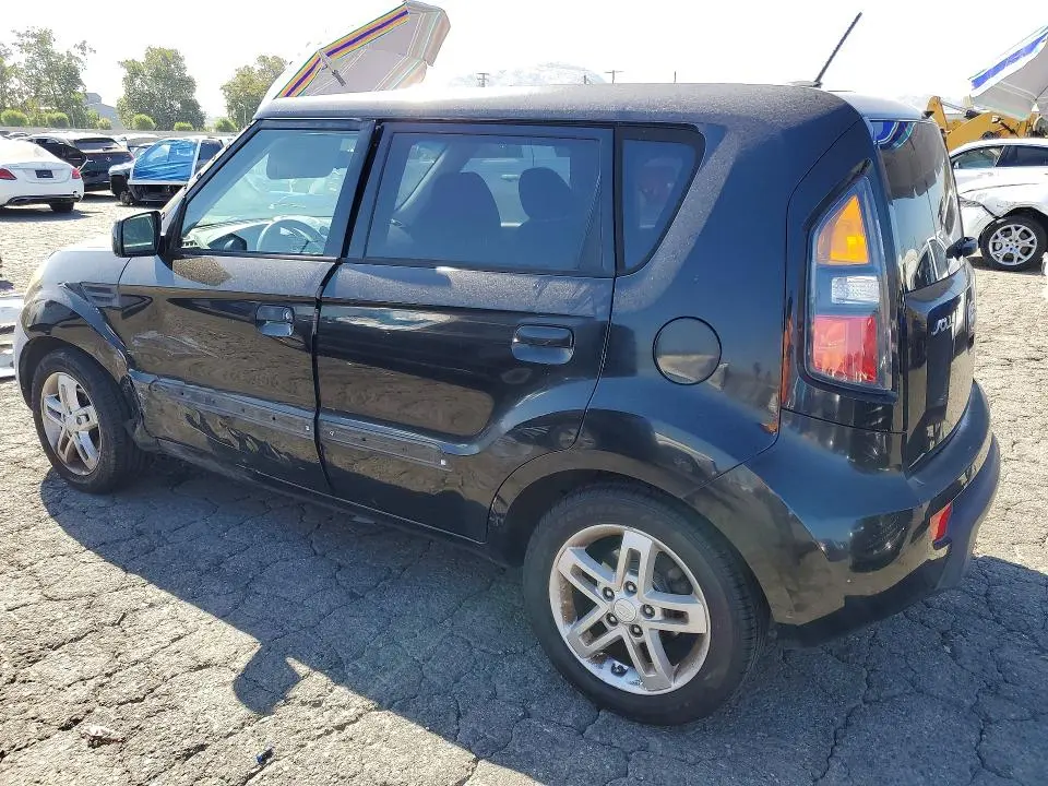 2010 KIA SOUL +  