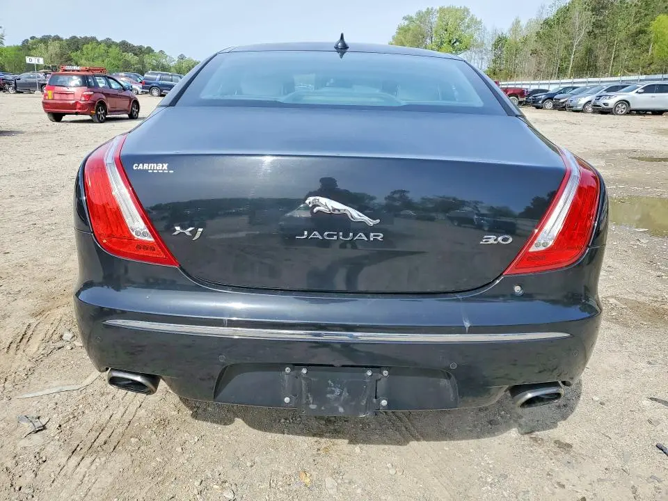 2015 JAGUAR XJ   