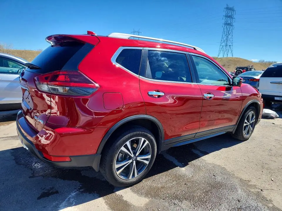 2020 NISSAN ROGUE SV  