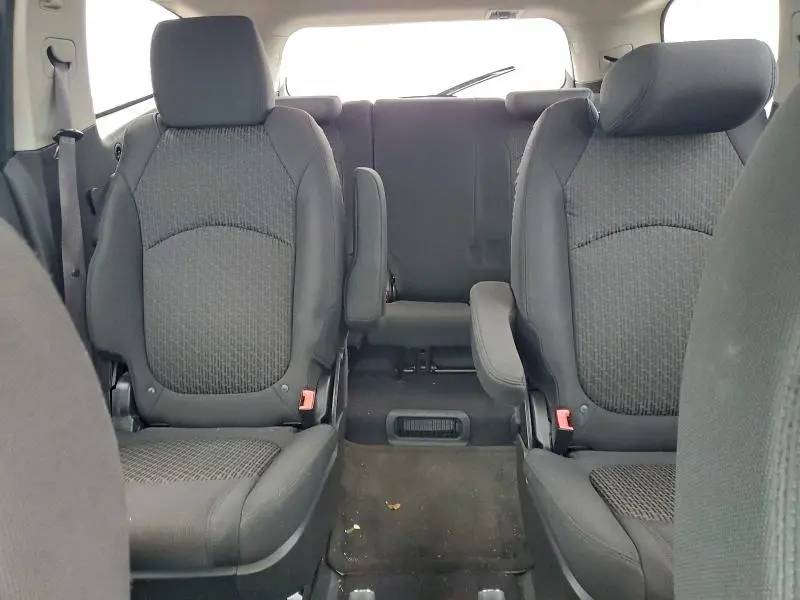 2011 CHEVROLET TRAVERSE LT  