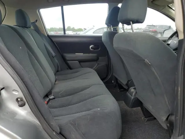 2011 NISSAN VERSA S  